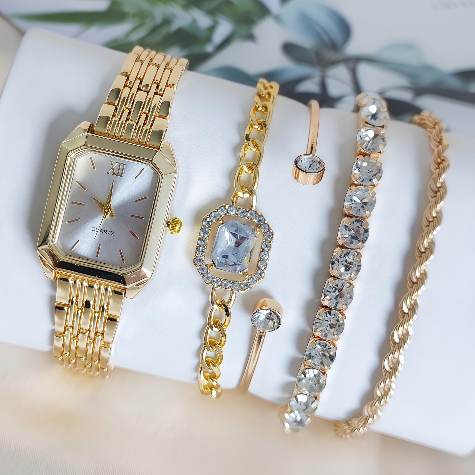TEMU 5pcs/set Elegant Women's Gold-colored Watch And Bracelet Set, Fashion Jewelry Suitable For Women' Wear Additions