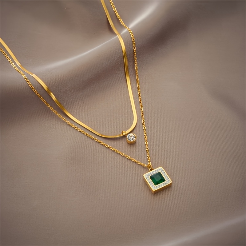 Fashion Niche Retro Light Luxury Temperament Easy Square Pendant Necklace Additions