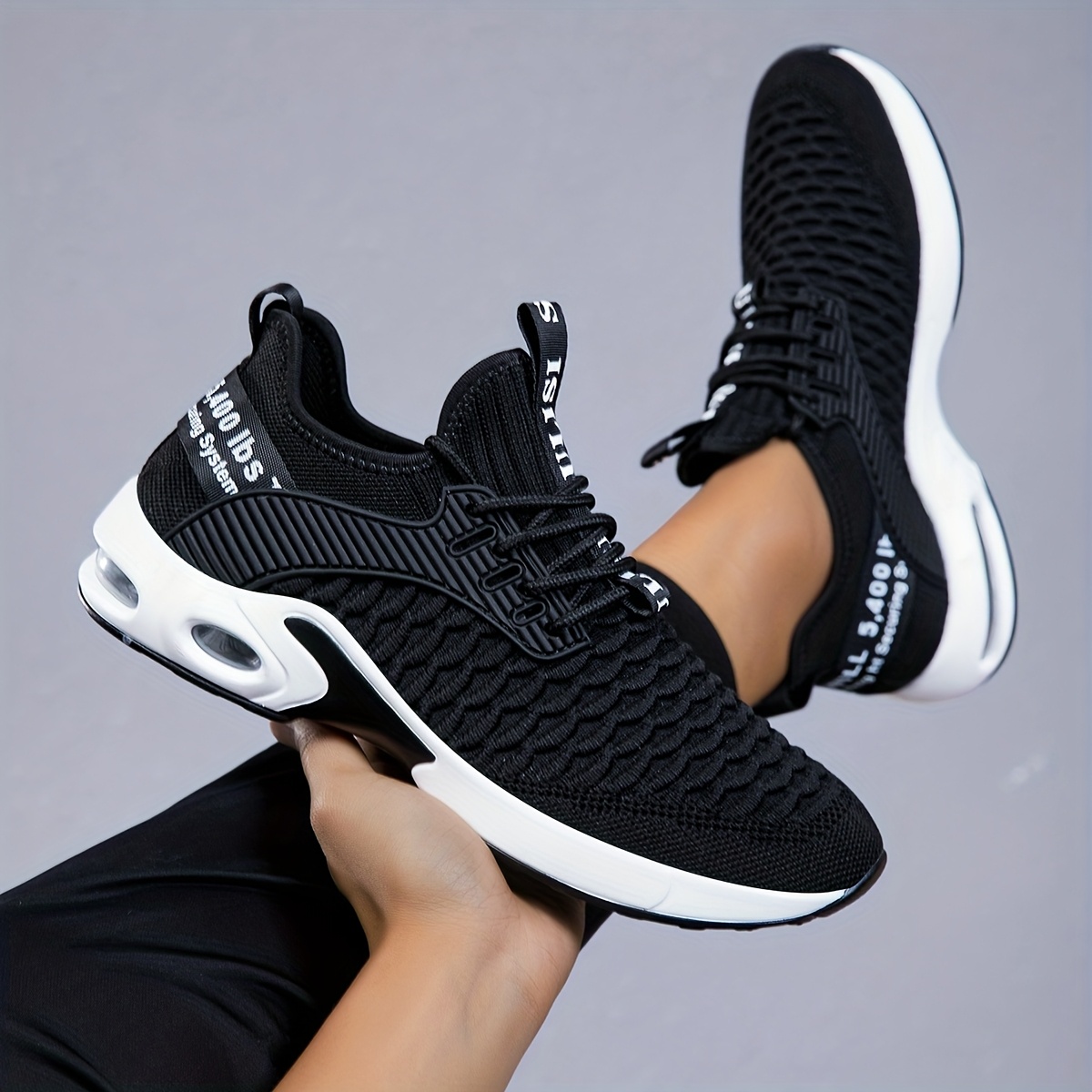 foam runner with laces