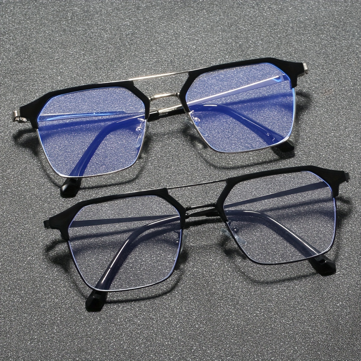 

A Pair Of Unisex Square Retro Classic Glasses With Flat Lenses, Stylish And Casual, Non-prescription Decorative Eyewear.