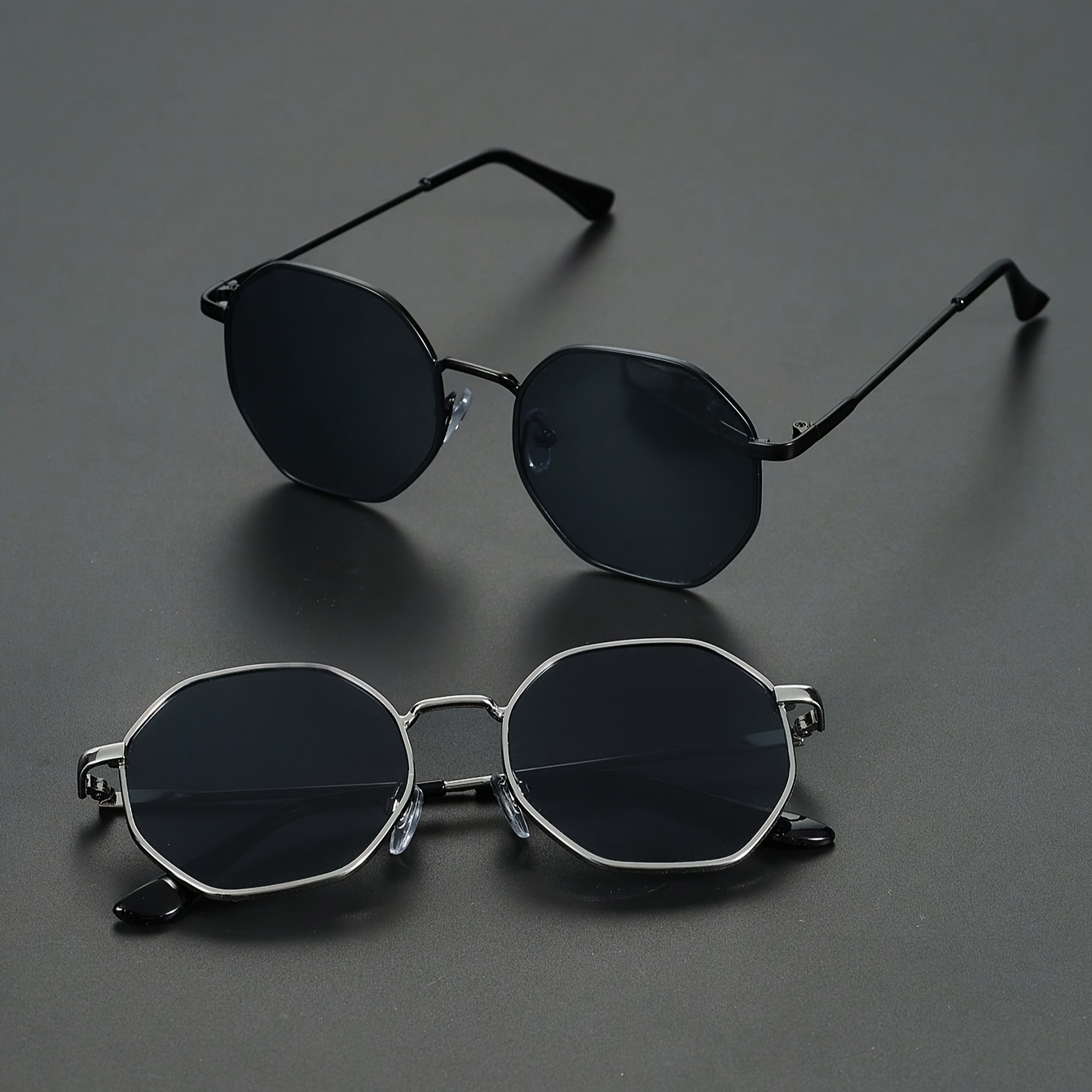 

2-Pack FAIRMARRY Lunettes Géométriques Vintage , Verres Antireflet PC, Monture en Fer, Lunettes de Mode Loisirs Quotidiennes pour Hommes