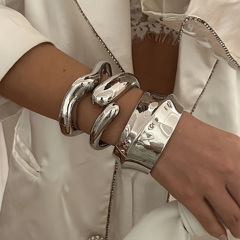 3pcs Irregular Twist Golden Metal Bracelet Set