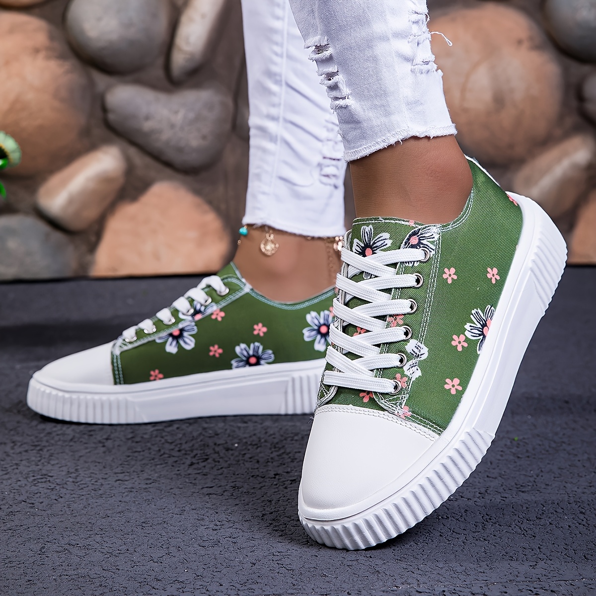 Women'S Fashion Sneakers - Casual Slip-On Sneakers with Floral Pattern, Comfortable Flat, Breathable, Low-Top, Round Toe, All-Season Sneakers, Casual Footwear | Floral Sneakers | Comfortable Sneakers