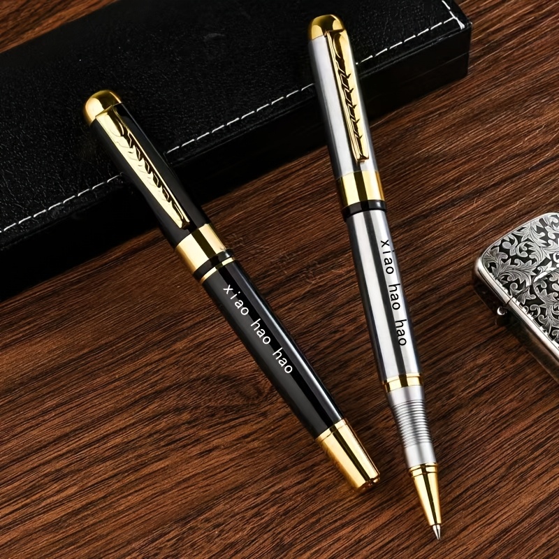 

Stylo à bille de luxe personnalisé en métal avec 2 recharges et - Noir et argent, nom gravé, cadeau élégant pour homme d' et de bureau