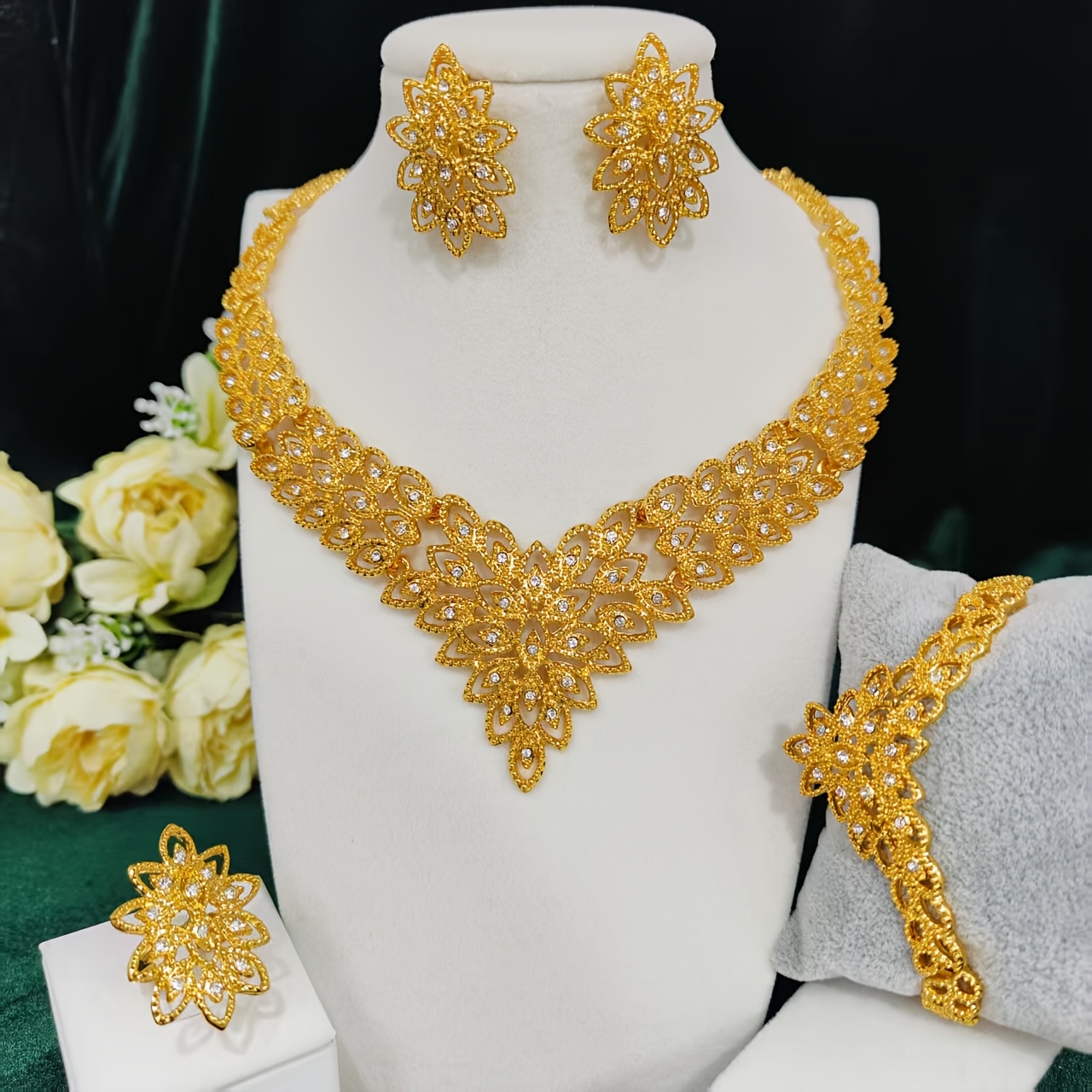 TEMU A Set Of Fashionable Women's -encrusted Openwork Jewelry, Featuring , Saudi Arabian, European, American, Middle Eastern, Dubai, African Bridal