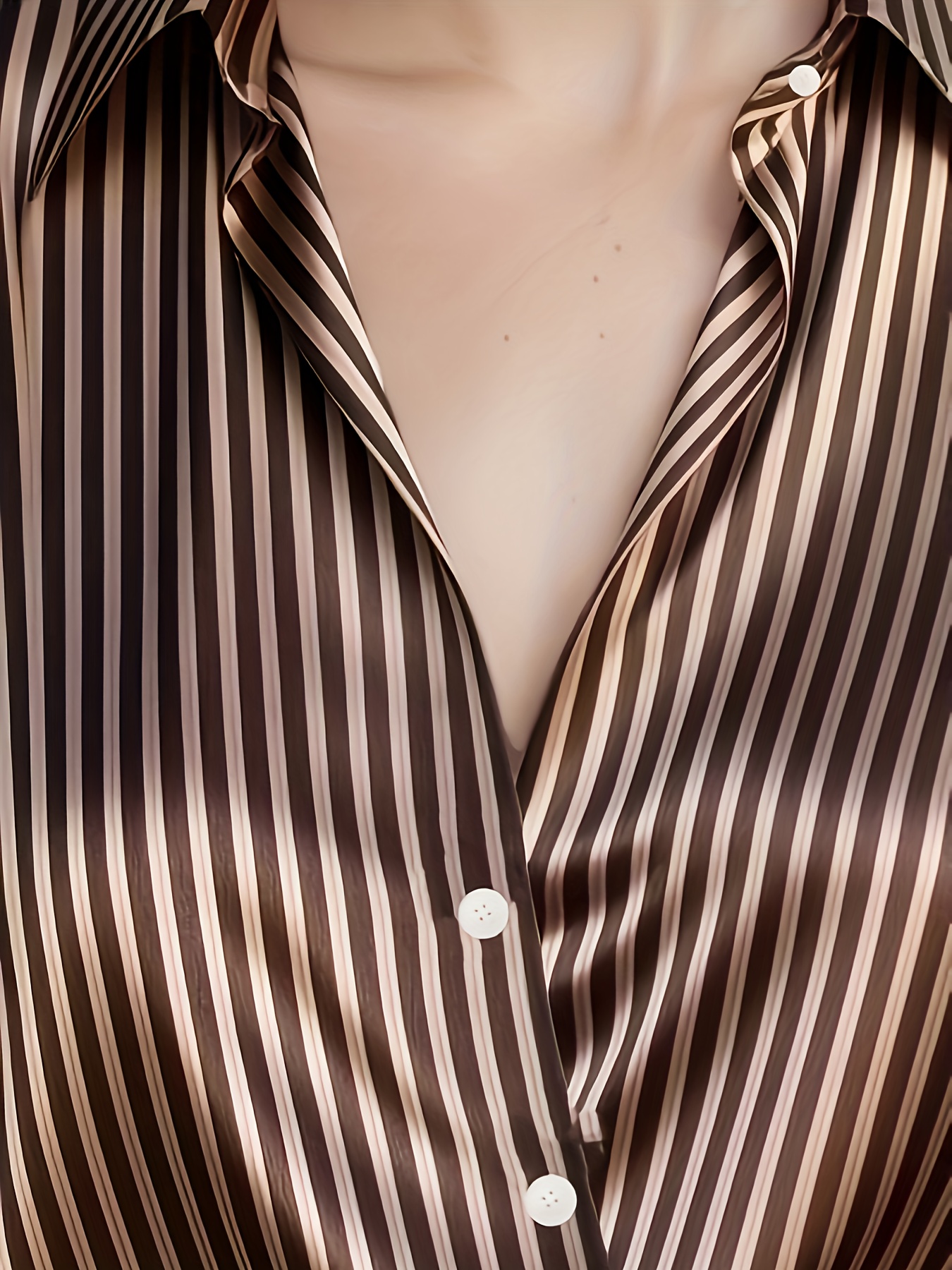 Camisa de satén a rayas elegante de alta gama para mujer, moderna y de moda para primavera y otoño