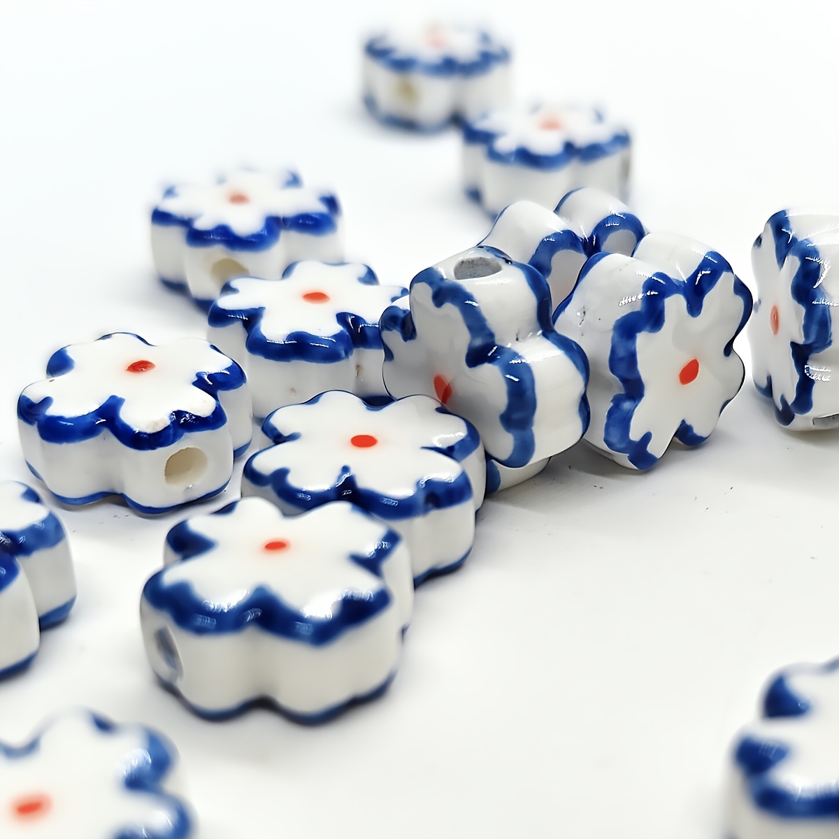 5pcs Blue and White Flower Ceramic Beads for Jewelry Crafting