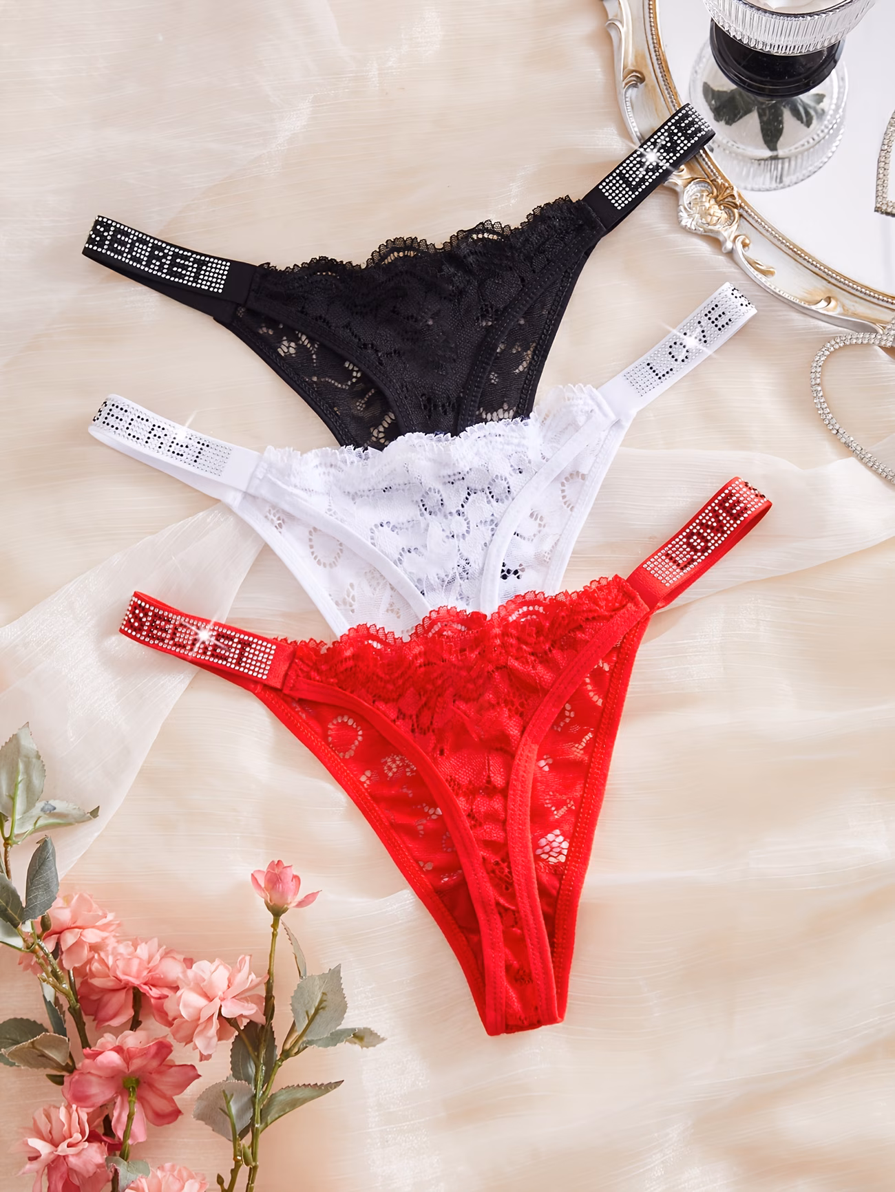 3 pièces string lettres imprimées , dentelle couture taille basse, cu semi-transparente confortable et Détails du produit 1