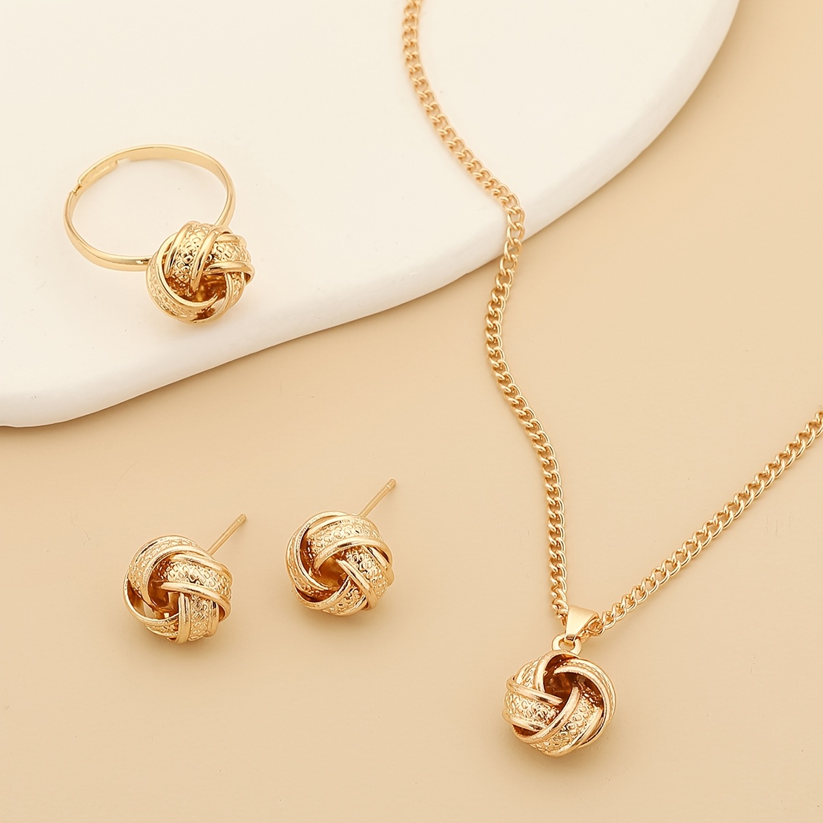 3pcs Women's Metal Three-dimensional Knot Ring, Earring, And Necklace Set With A Fashionable Rotating Thread Design, Suitable For Daily Wear And As A Gift For Dates