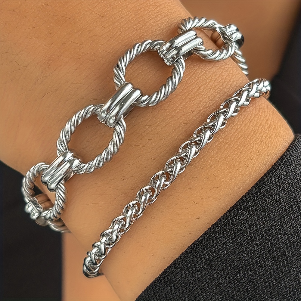 

Elegant Stainless Steel Double Chain Bracelet: Perfect For Everyday Wear And Special Occasions