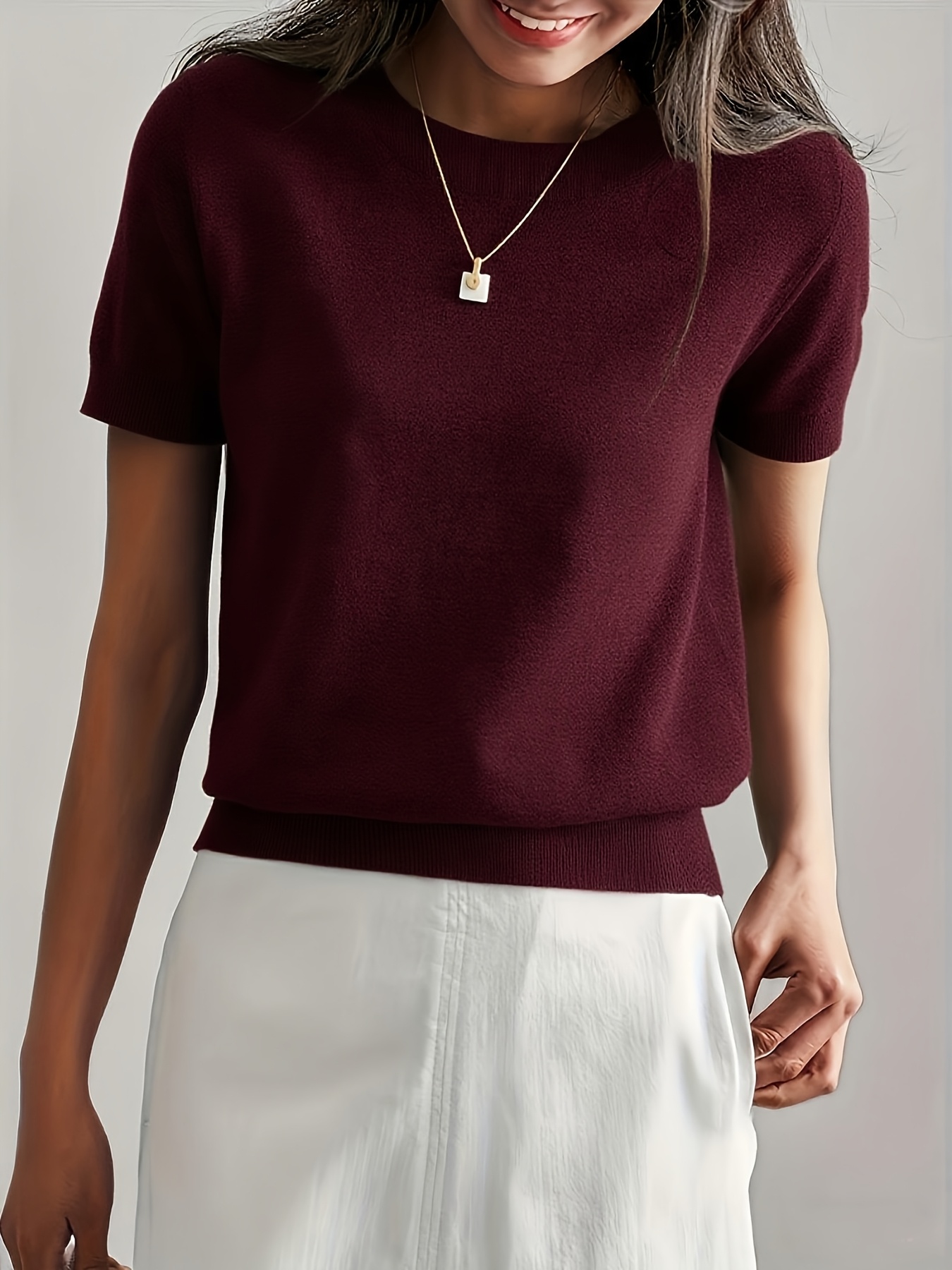 item picture New Minimalist Casual Outdoor Thin Pullover, Women's Round Neck Solid Color Short Sleeve Top