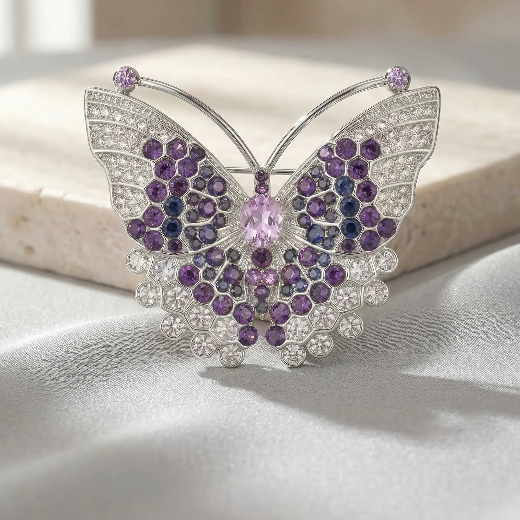 Image of Spring Ultra- Temperament Brooch High-end Exquisite Fashion Corsage - Brooch Clothing Accessory