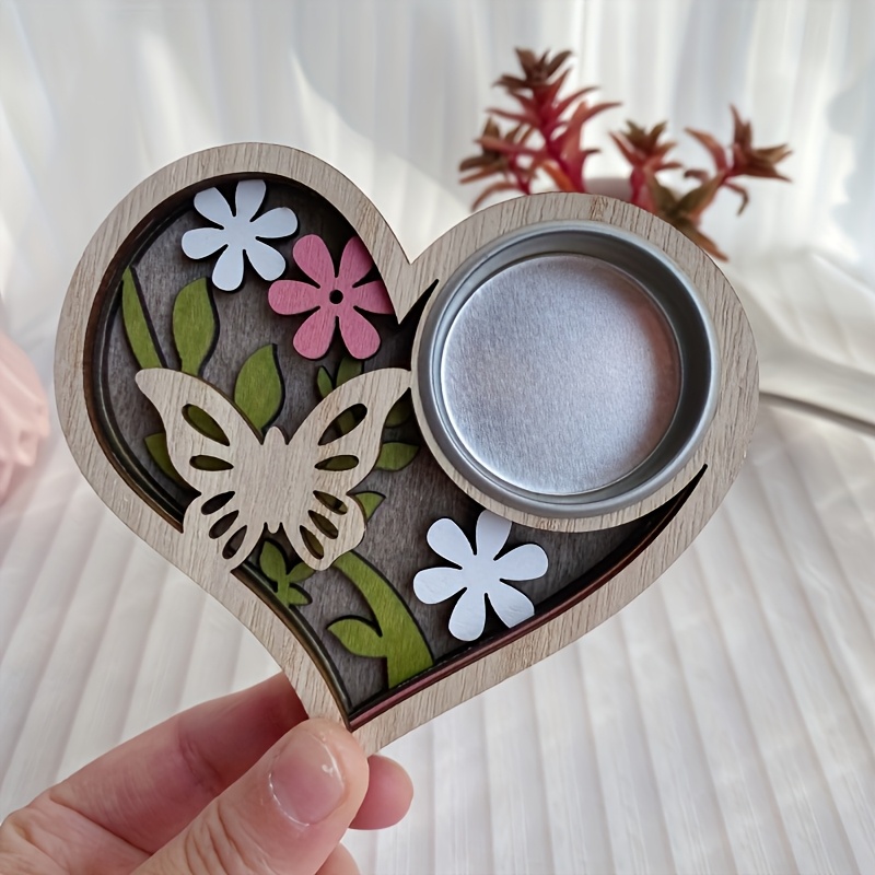 E-shop 1 eleganter Vintage-Holz-Kerzenhalter für Feiertage, Teelichthalter mit Schmetterlings-, Herz- Blumenmustern. Geeignet für Hochzeiten, Taufen,