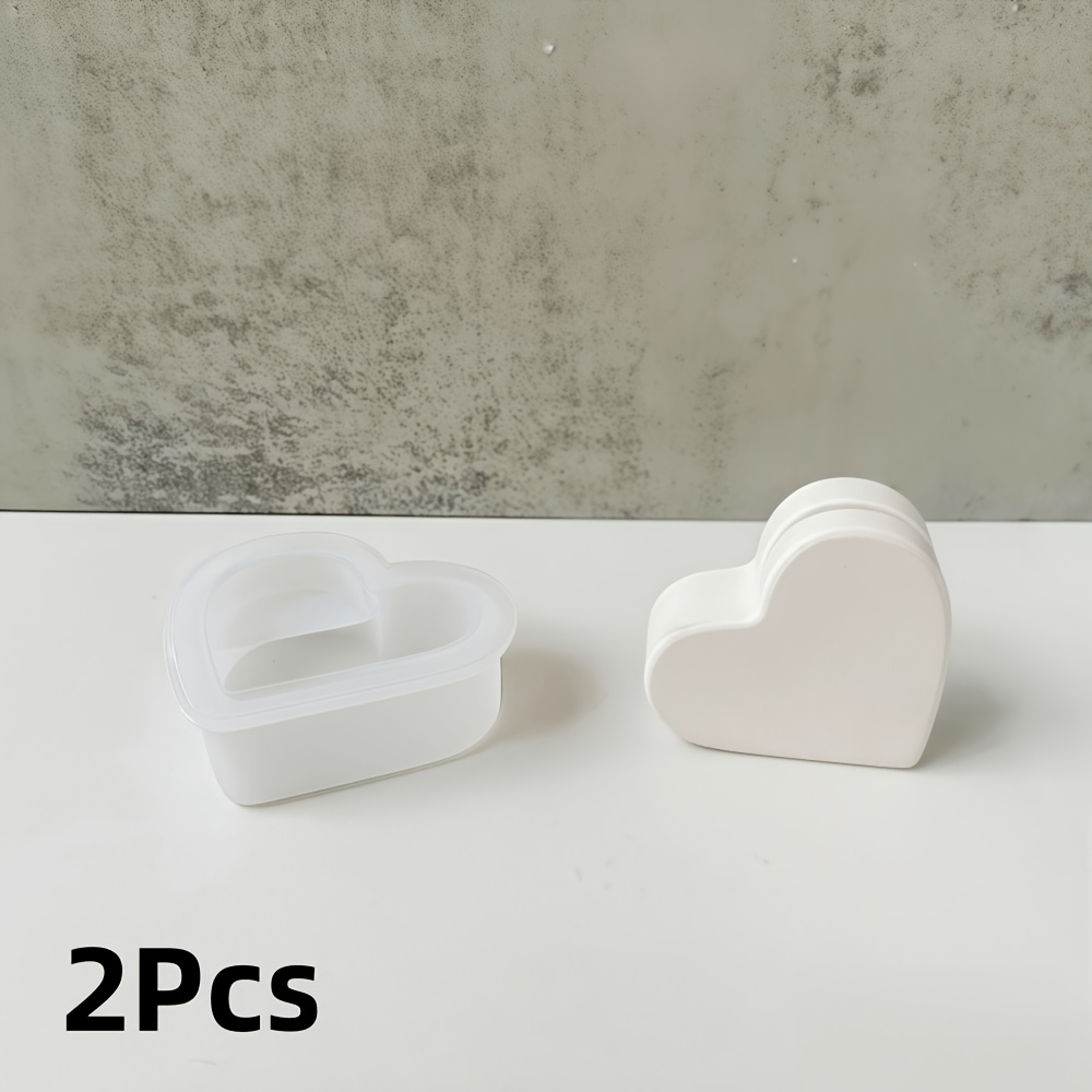 Image of 2pcs Of Small Heart-shaped Card Holders Silicone Molds, Resin Pouring Tools, Heart-shaped Photo Clips, Suitable For Wedding Decorations And Tabletop Displays, Home Decor Crafting Tools