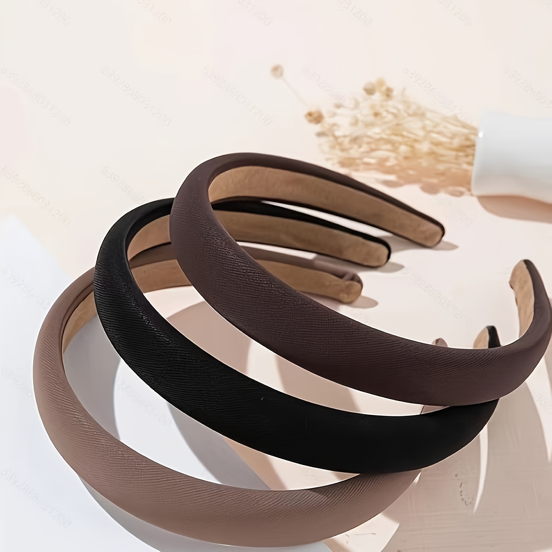 

3pcs Fashionable And High-end Solid Color Pu Leather Hairbands. Suitable For