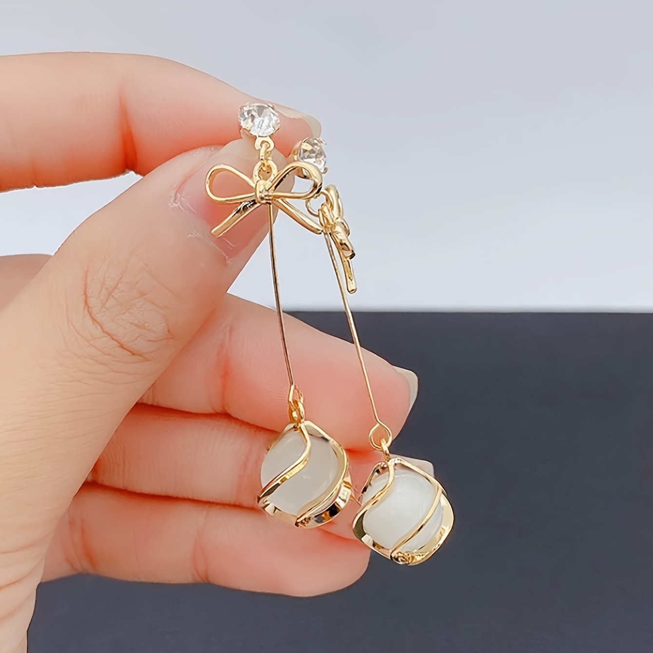 1 Pair Temperament Light Luxury Exquisite Elegant All-match High-end Bow Long Design Face-shaping Women's Vacation Holiday Gift Fashion Earrings