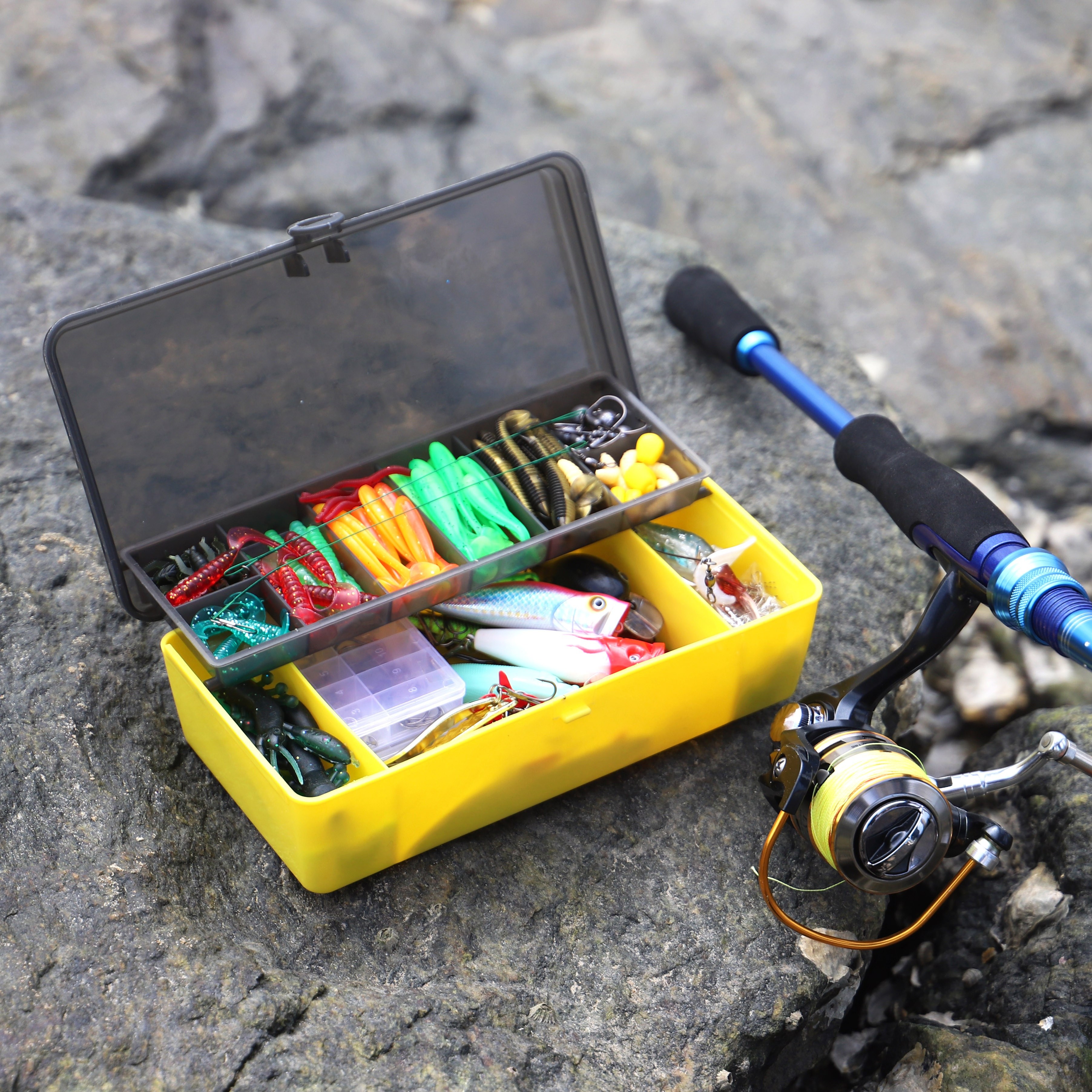 Mixed Color Fishing Lures Kit Image 14