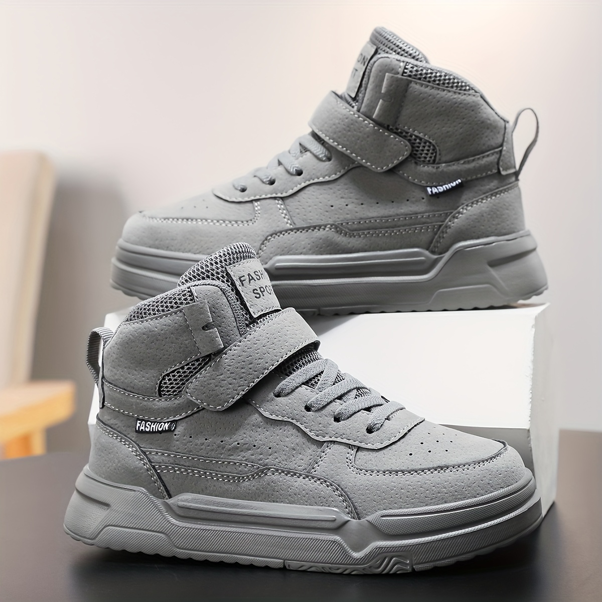 Boys' All-Season Versatile and Comfortable Casual Sneakers, with a Convenient Hook-and-loop Fastener for Easy On/off Wear. These Gray High-end Sneakers Feature a Soft, Cushioned, and Anti-slip Sole, Making Them Ideal as Breathable High-top Skate