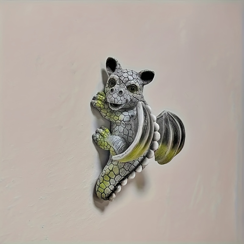 Resin Dragon Garden Decoration: Wall-mounted Outdoor Decor
