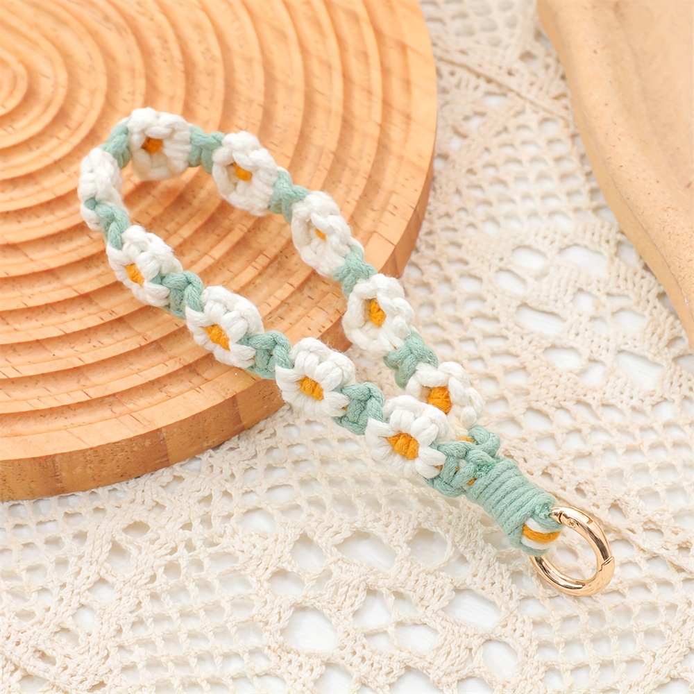 Boho Macrame Keychain Wristlet Keychain Weave Exquisite Keyring Holder Bracelet Handmade Wrist Lanyard For Women
