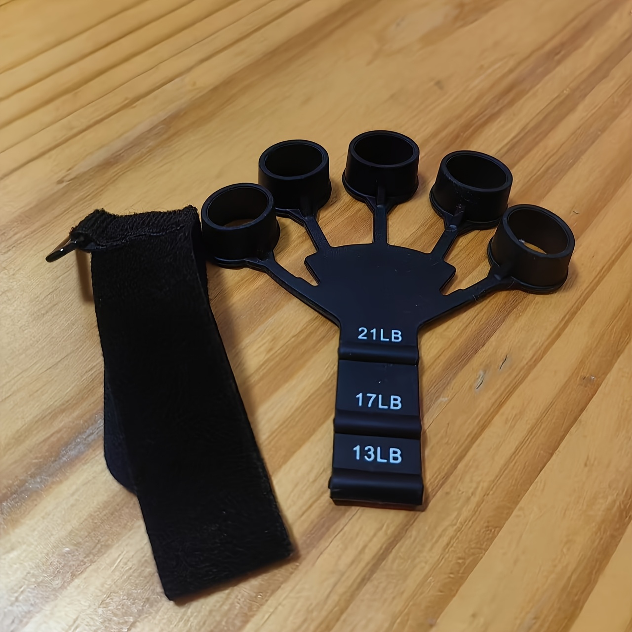 Image of 2pcs Adjustable Resistance Finger Trainer Set, Professional Grip Equipment For Hand And Forearm Strength, Suitable For Musicians, Esports Players, , And Holiday Gifts, Random Color