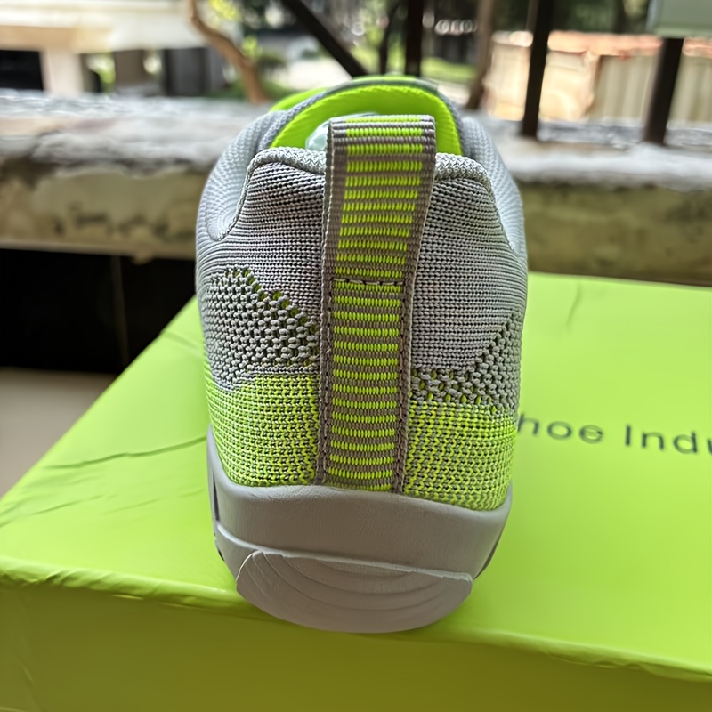 Men's Wide Fit Indoor Training Shoes for Cross-Training