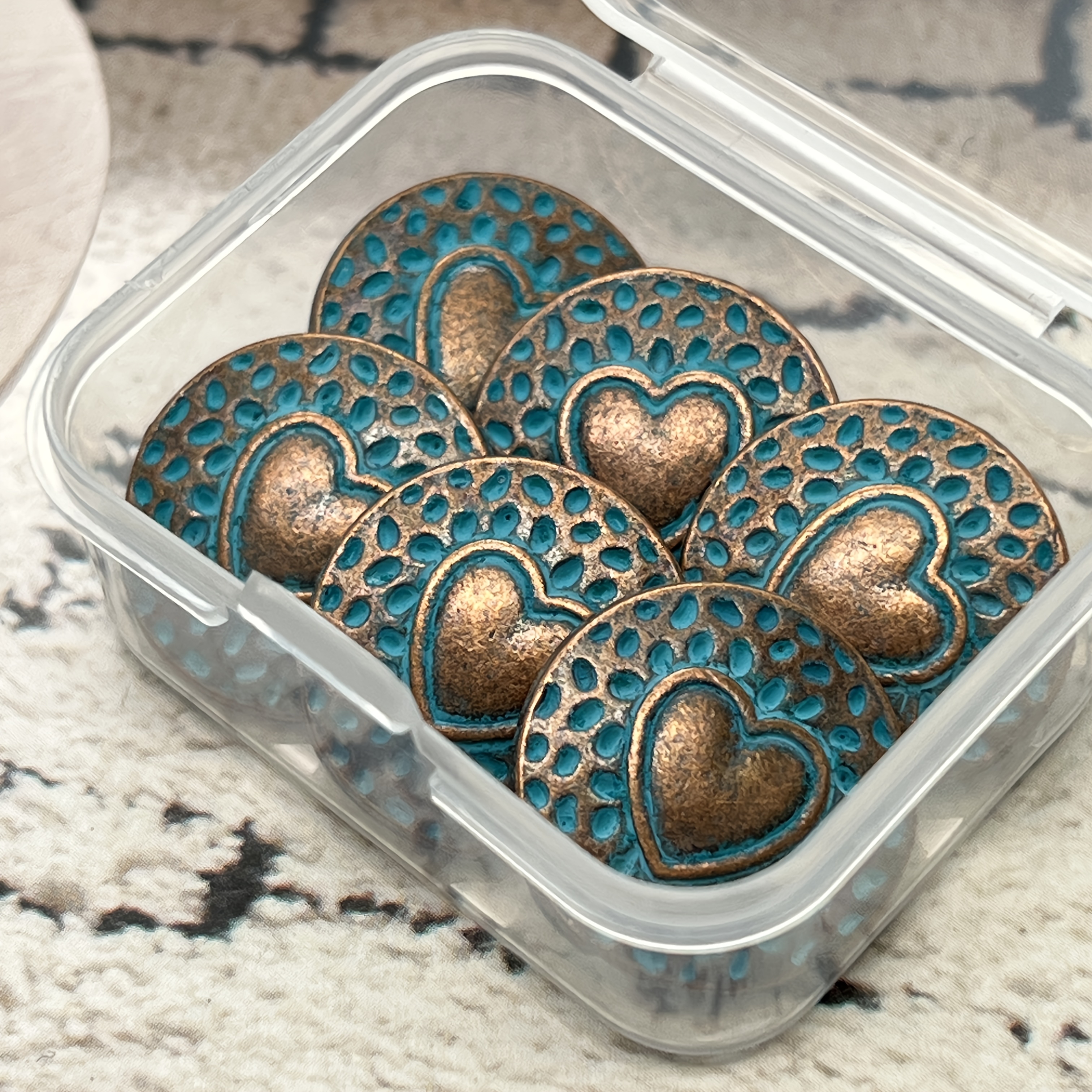TEMU 6pcs Set Retro Distressed Heart Metal Buttons, 18mm, Antique Bronze And Turquoise Washed Round Sewing Buttons, Suitable For Jeans, Clothing,