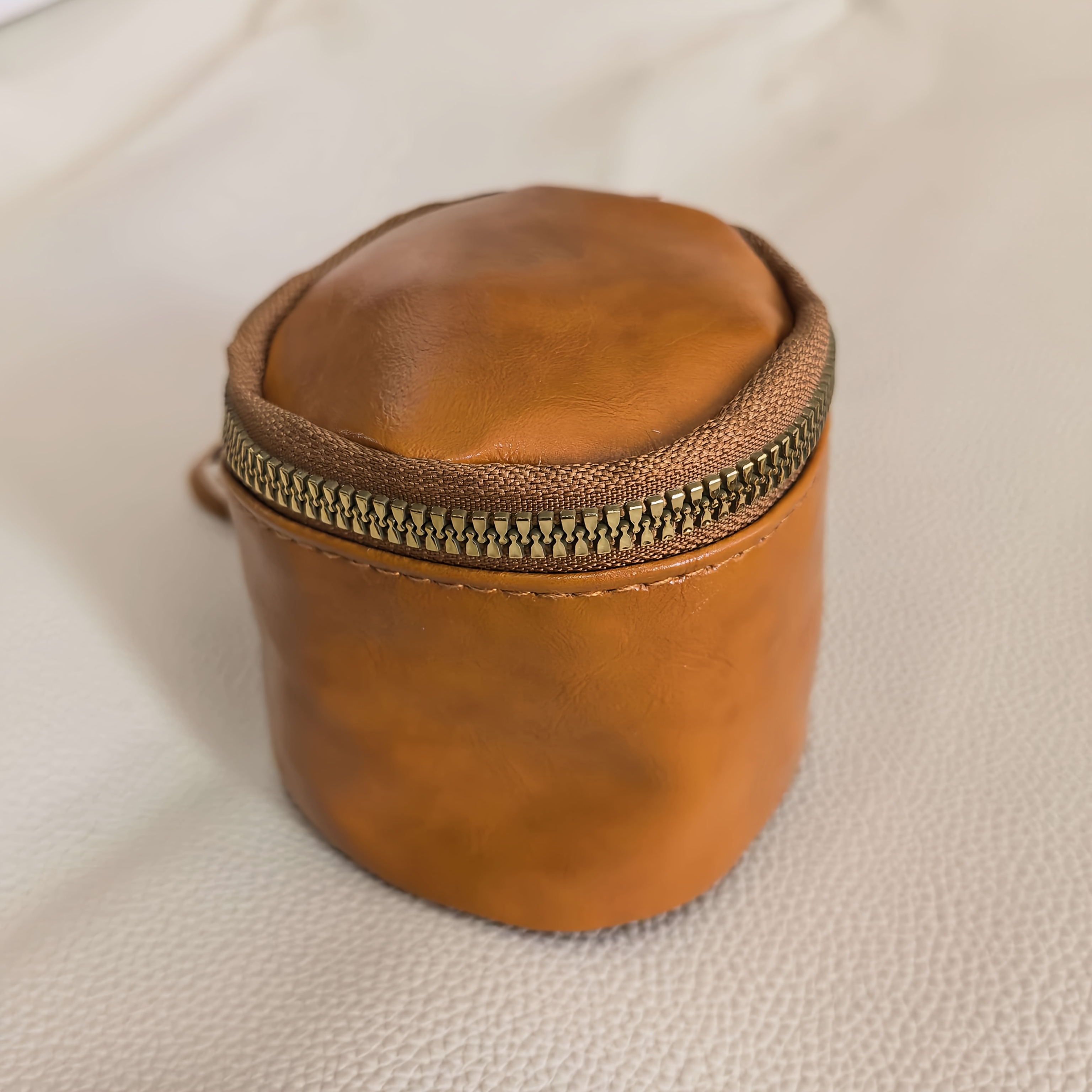 Image of New Solid Color Portable Storage Earphone Bag Coin Purse Good Texture Small Bag Handheld Earphone Bag Mouth Red Envelope Coin Bag Storage Bag Card Bag Coin Purse