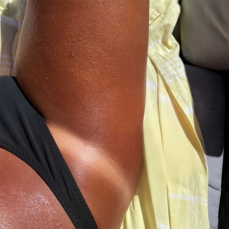 Luxurious Soft Brown Tanning Gel, Body Bronzer, Natural Sunless Tanner, with Cocoa Butter, Walnut Oil And Olive Oil, Carrot Seed, Suitable for All Skin Types, Rich in Gentle Tanning Factors, Helps Skin Quickly Present a Natural Bronze Color