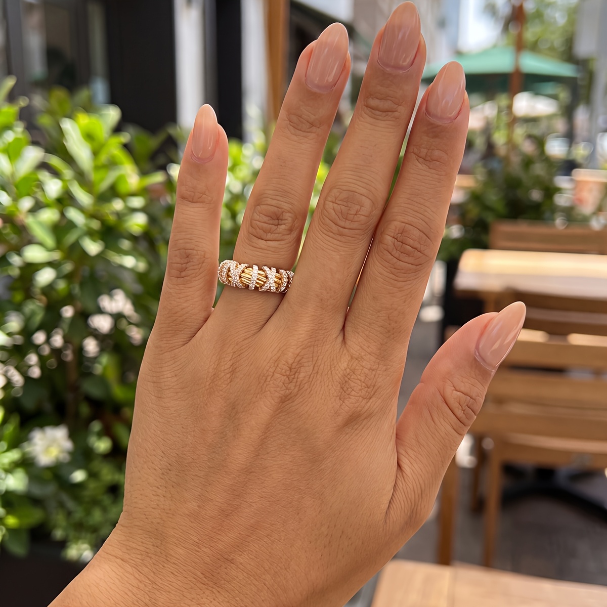 Women's Geometric Line Exquisite Fashion Ring, Elegant Design