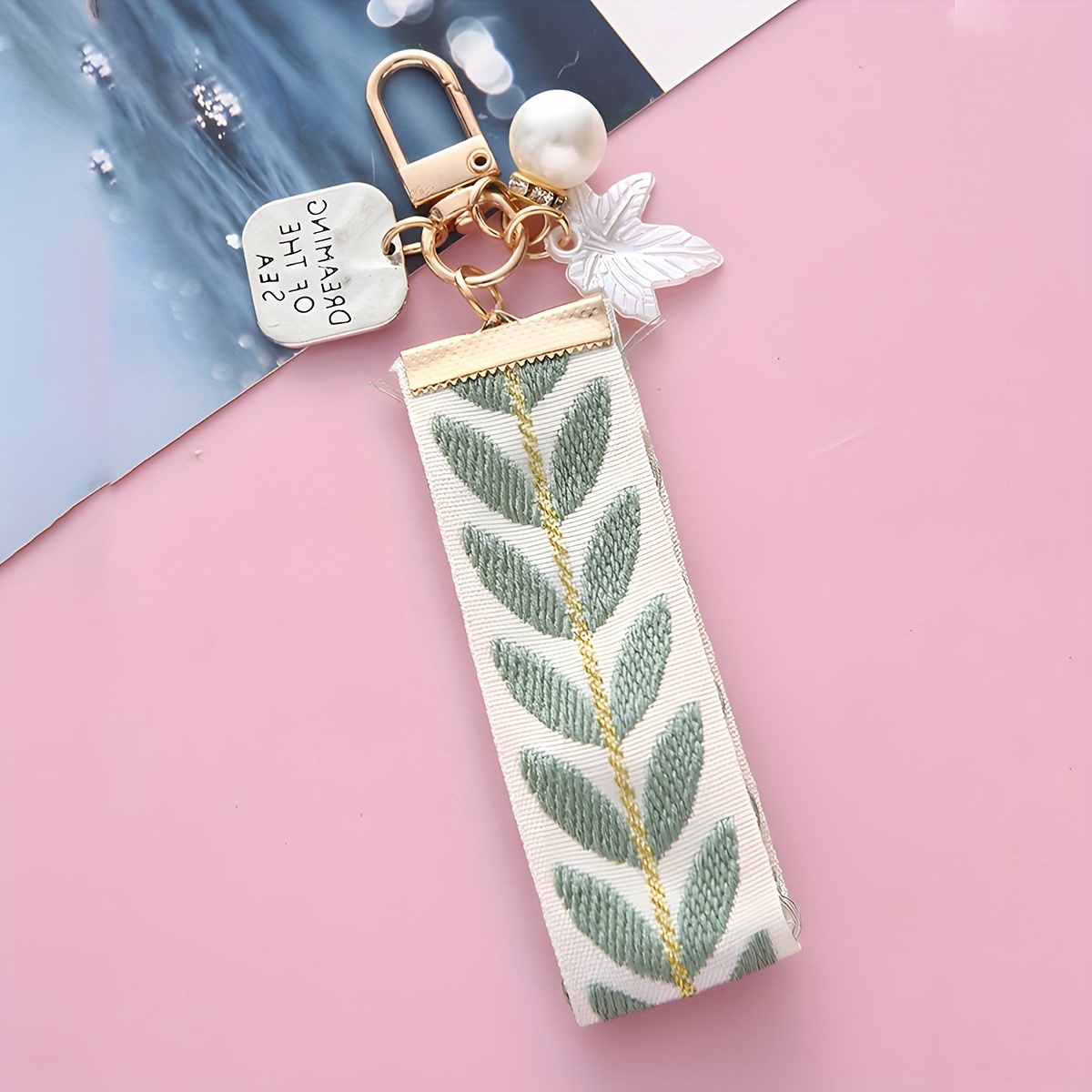 2d Flat - A 2d/2d Flat Personalized Webbing Alloy Key Chain Pendant Creative Striped Ribbon Pearl Love Additions Bag Packaging Decoration