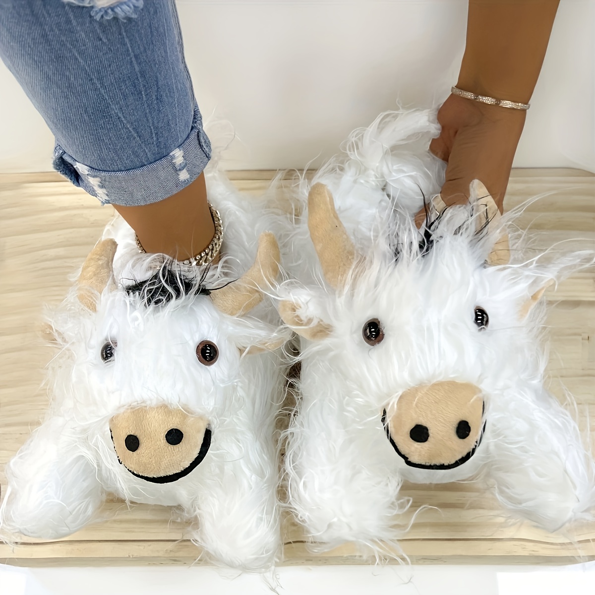 Fun Highland Scottish Yak Plush Indoor Cartoon Animal Indoor Home Slippers