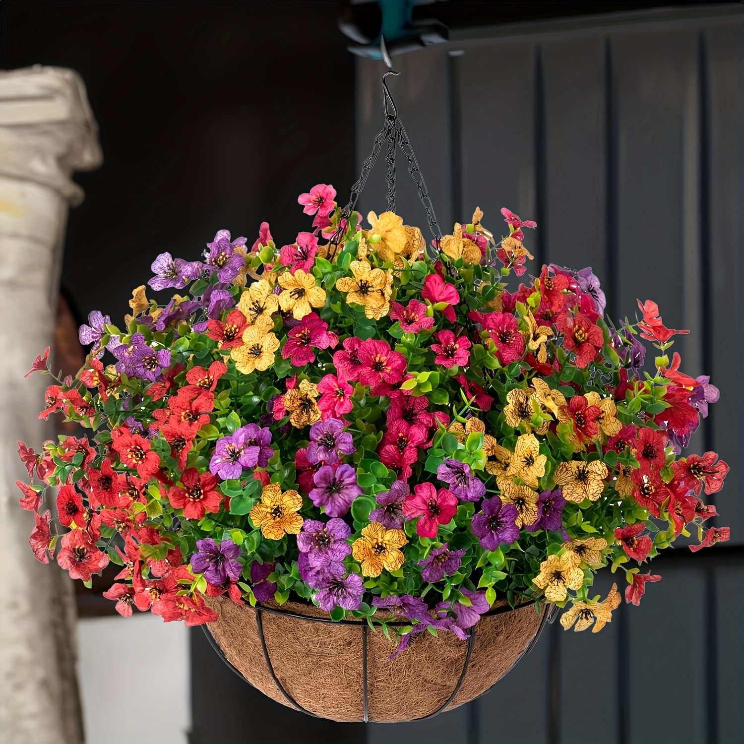 aranjament floral artificial cu 4 culori în coș de pâslă -     și flori sălbatice, plastic rezistent la intemperii pentru decor interior/exterior, perfect pentru terasă, grădină, verandă, terasă și sufragerie, decorațiuni de grădină, temă de crăciun, cel mai bun pentru crăciun 0