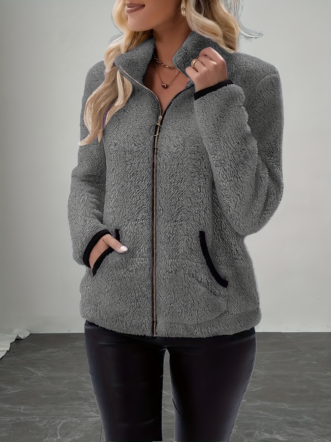 Women's Casual Jacket with Long Sleeves and Pockets