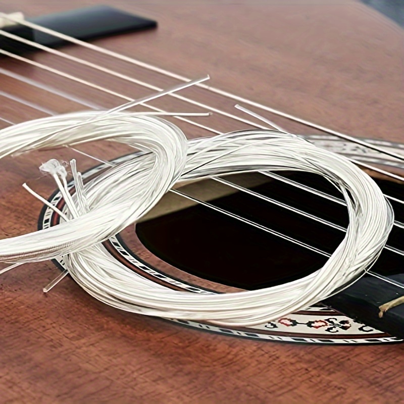 

6pcs/sets Replacement Nylon Strings (3* Clear Nylon For Bright Tones (3* Nylon Core Alloy Winding For Rich Bass), Perfect For Professional Beginner Classical Guitarists