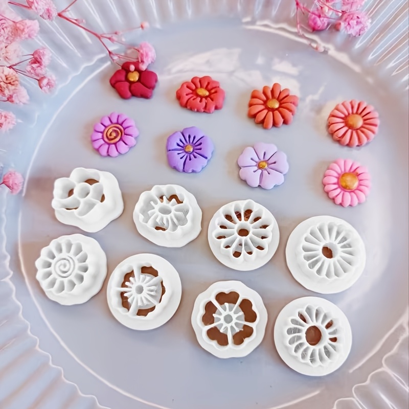 E-shop 8 Stück Neue Mini-Blumenformen | Herbstblumen Nagel Polymer Clay | Herbst Clay Blumenschneider für Ohrringherstellung | 3D-Druck | Ton Werkzeuge