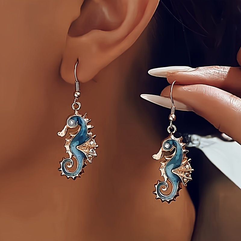 Image of A Pair Of Summer Ocean Drop Earrings Featuring Oil-painted , Perfect For Women's Everyday And Holiday Wear.