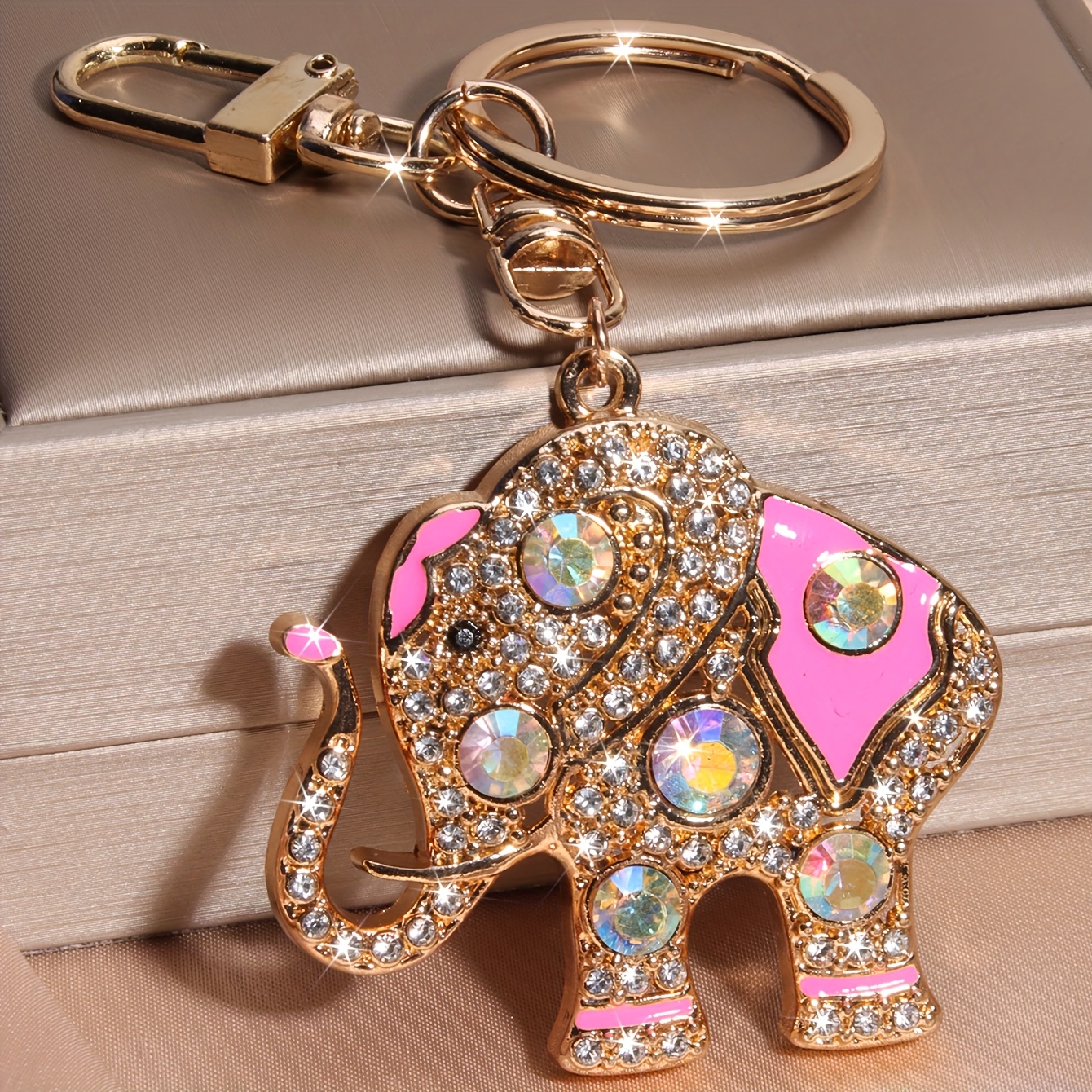 TEMU 1pc - Porte-clés Éléphant Incrusté pour Femmes - Anneau de Clés en Strass, Accessoire de Luxe pour Sac & Véhicule, Cadeau pour la Saint-Valentin