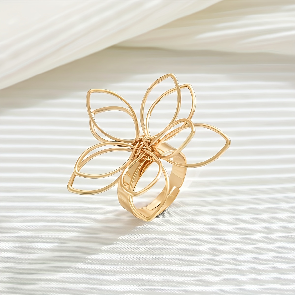TEMU 1 Vintage-style Minimalist Openwork Five-petal Flower Adjustable Ring, Suitable For Daily Wear And Parties, Ideal As A Holiday Gift
