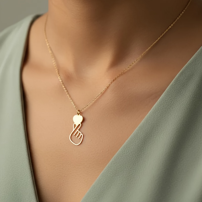 Personalized Heart-Shaped Name Necklace for Women
