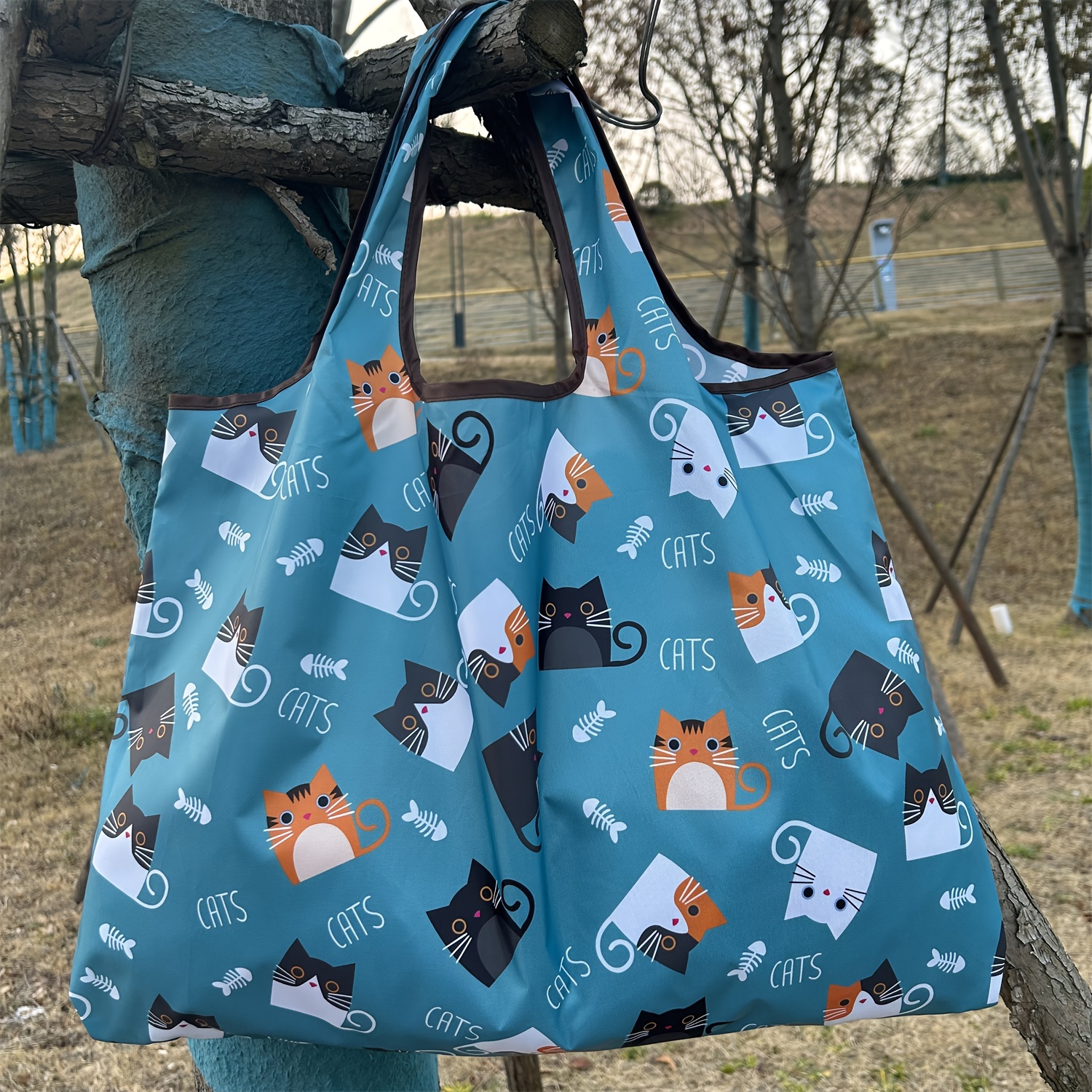 

Cartoon Cats And Fishes Print Large Capacity Portable Shopping Bag, Reusable Lightweight Soft Tote Bag, Foldable Portable Shoulder Handbag, Casual Daypack For Going Out