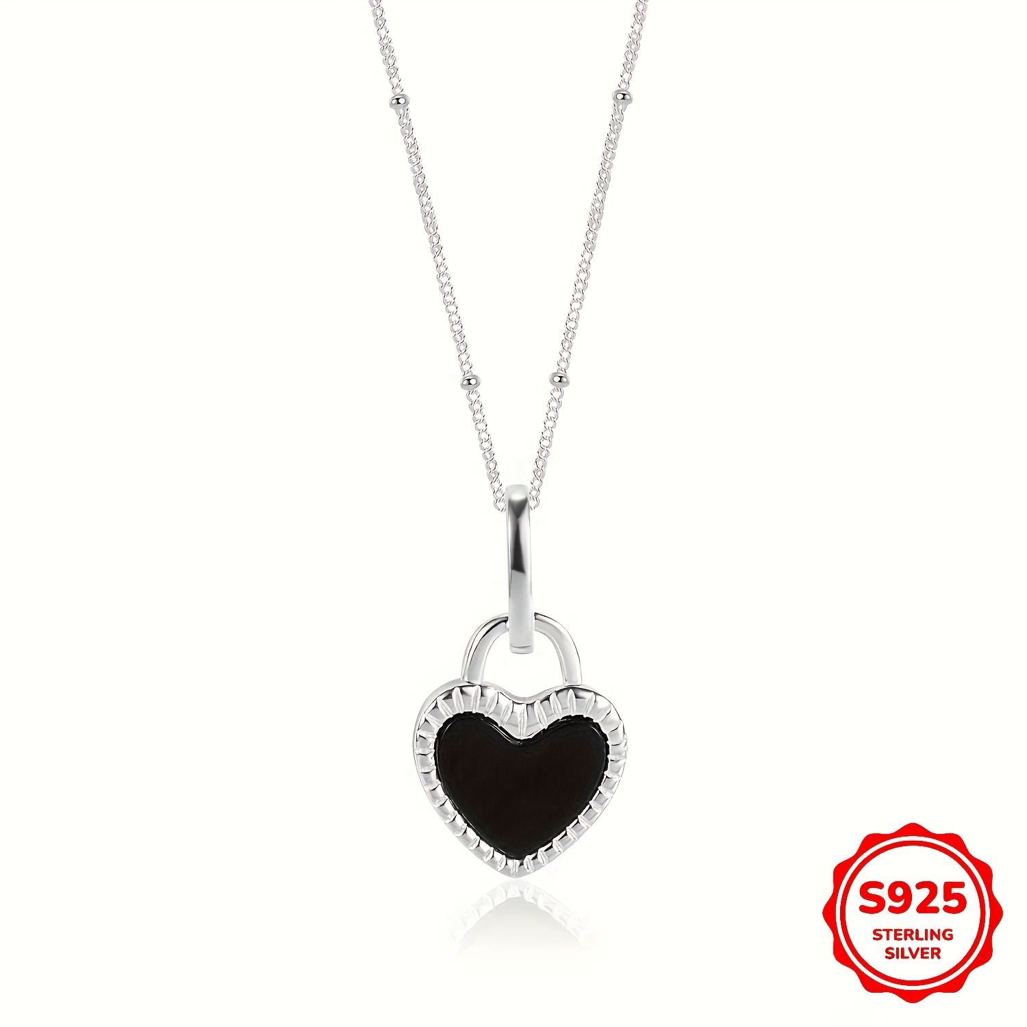 

Light Luxury Design S925 Pure Silvery Double-sided Agate Shell Love Necklace Ins Korean Clavicle Chain Net Weight: 4.58g