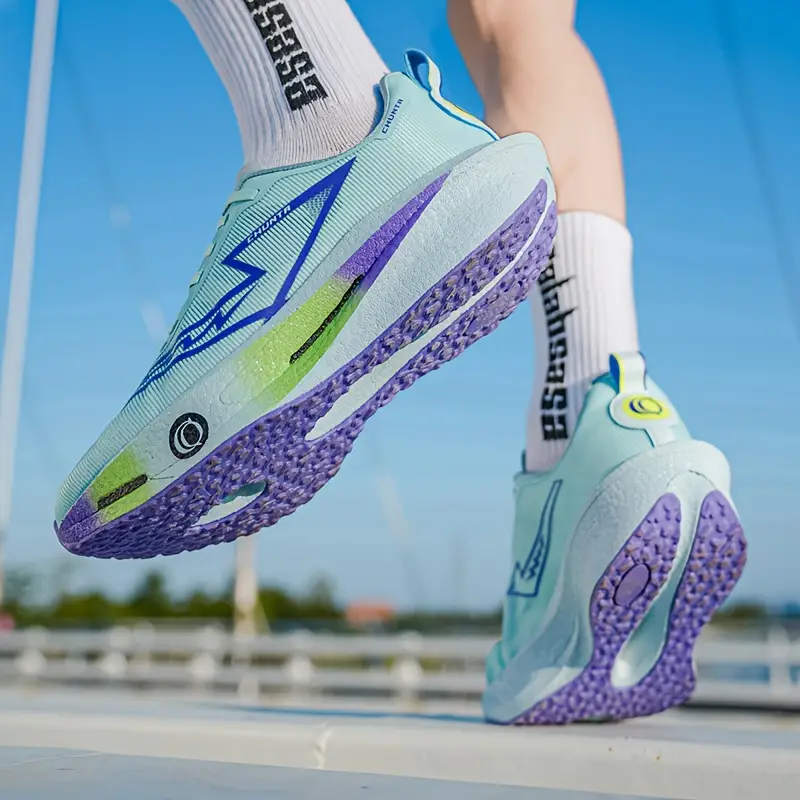 sapatos desportivos casuais   e respiráveis para homem - forro   confortável, suporte estável e sola durável antiderrapante, design geométrico elegante, ténis de   baixo para   as   para caminhadas, ginásio, corrida e uso diário -   brancos e laranja,   de atacadores, calçado de caminhada, look desportivo elegante, sola eva acolchoada detalhes 1