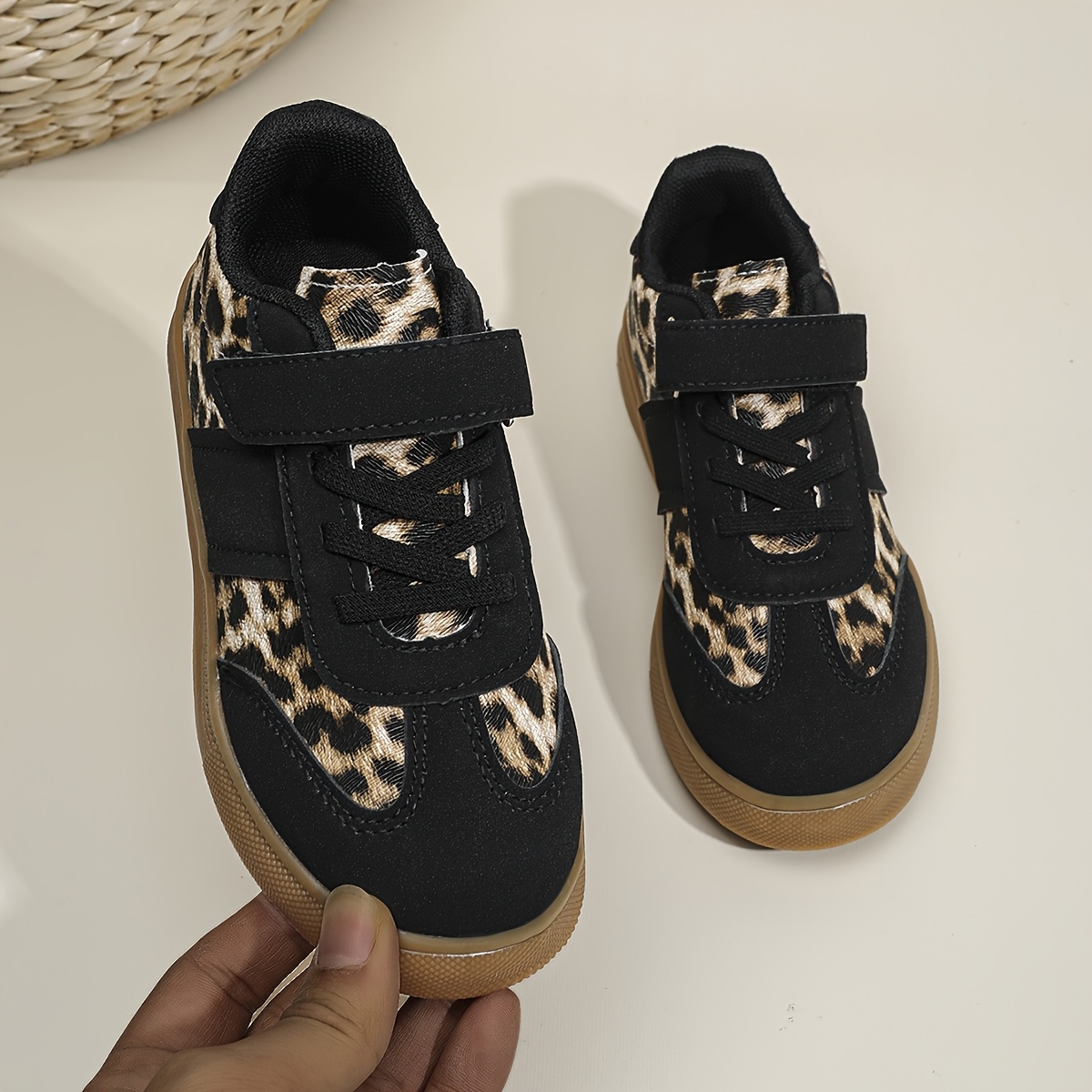 Image of Casual And Fashionable Girls' Training Shoes