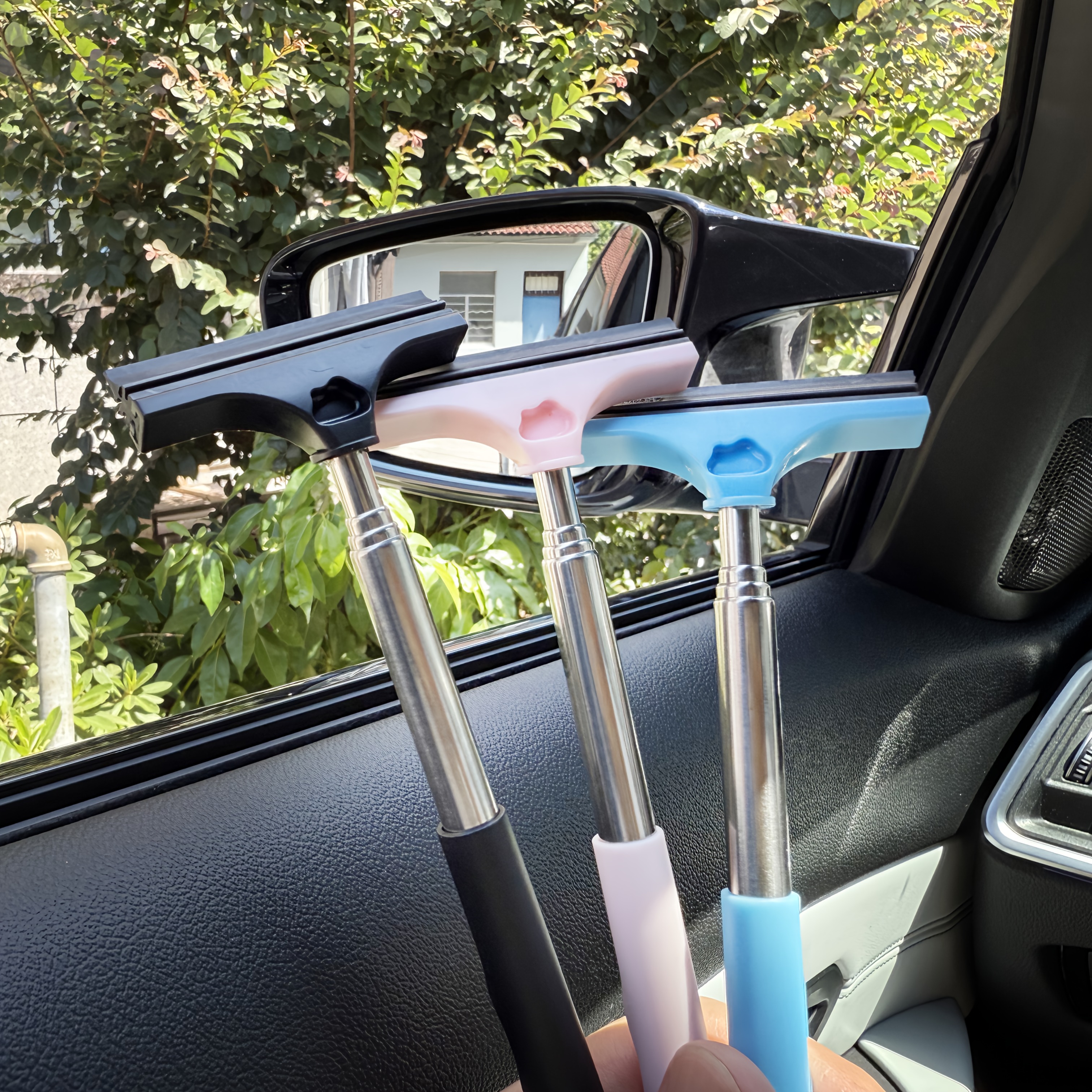Portable Adjustable Car Window Cleaner, No Battery Required