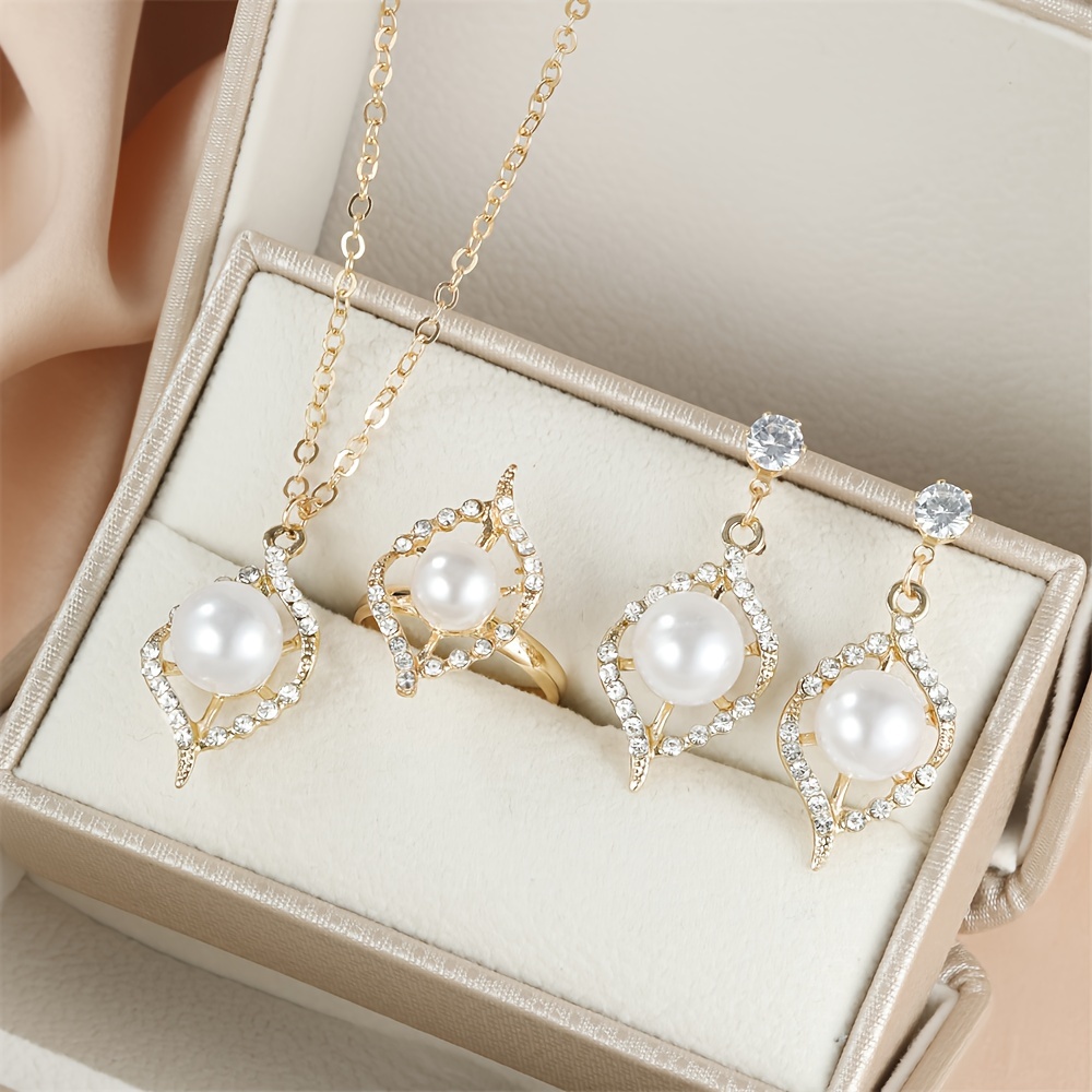 

4 Pcs Pearl Jewelry Set For Women's Gifts