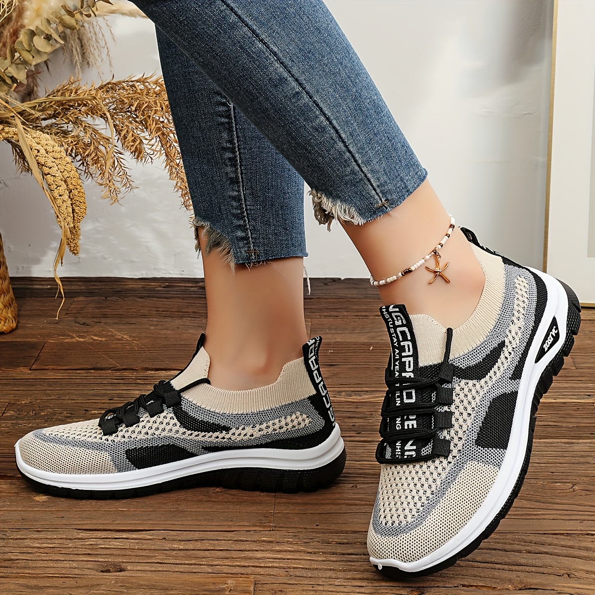 Zapatillas deportivas casuales de malla transpirable geométrica de talla grande para mujer - Ligero, con cordones, suela de espuma de PVC, para correr, viajar y uso casual, parte superior y forro de tela duradera, comodidad para todas las estaciones, esenciales para el gimnasio, ropa deportiva elegante, soporte acolchado.