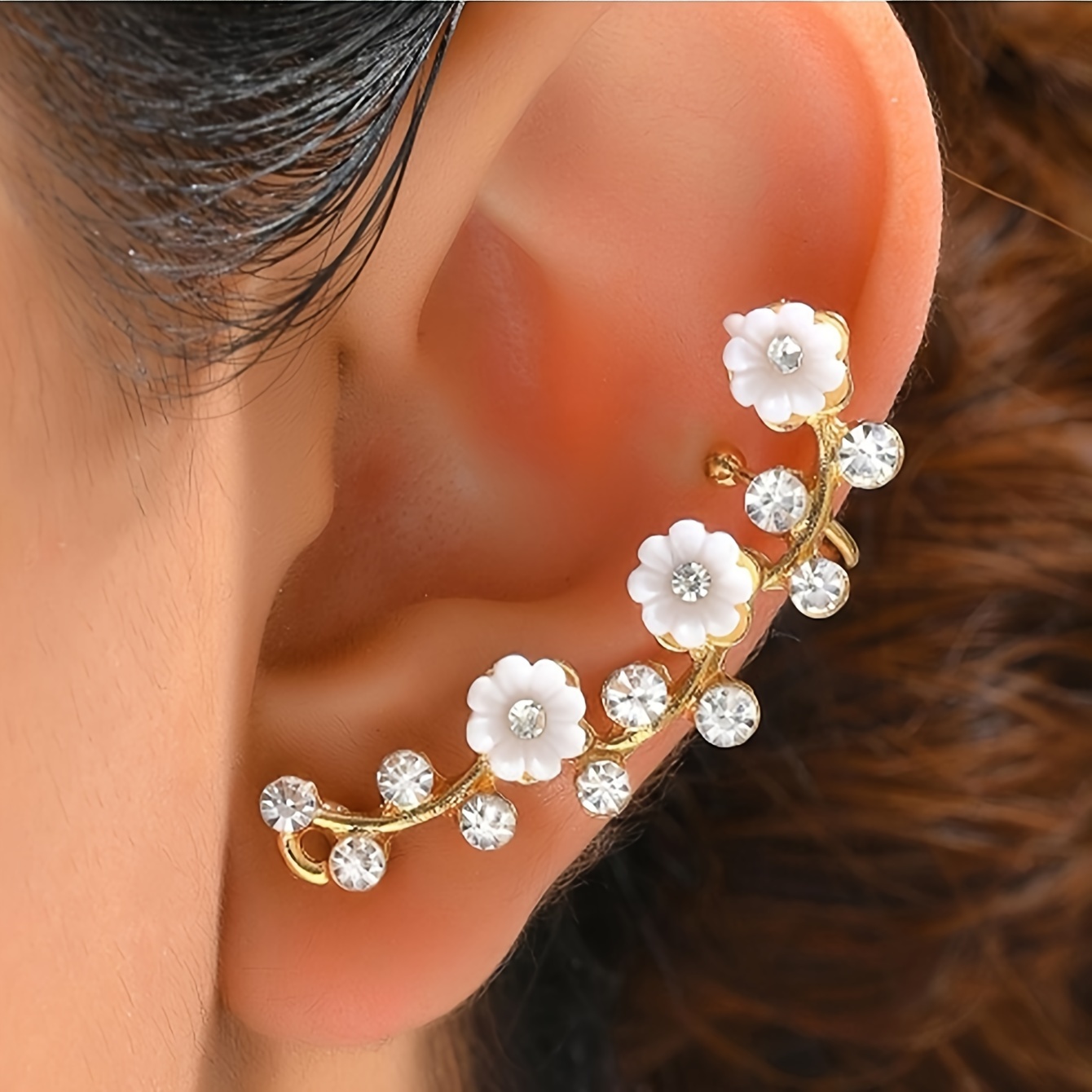 Sweet Elegant Rhinestone Resin Flower Earrings