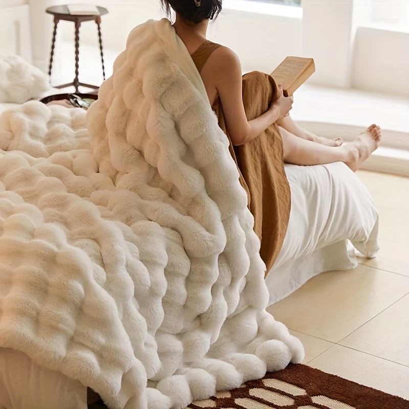 

1pc Cozy Rabbit Fur Blanket - Soft, Warm, Reversible Throw For Bedroom, Living Room, - Plush Lightweight Design, Machine Washable, Gray, Wearable Blanket