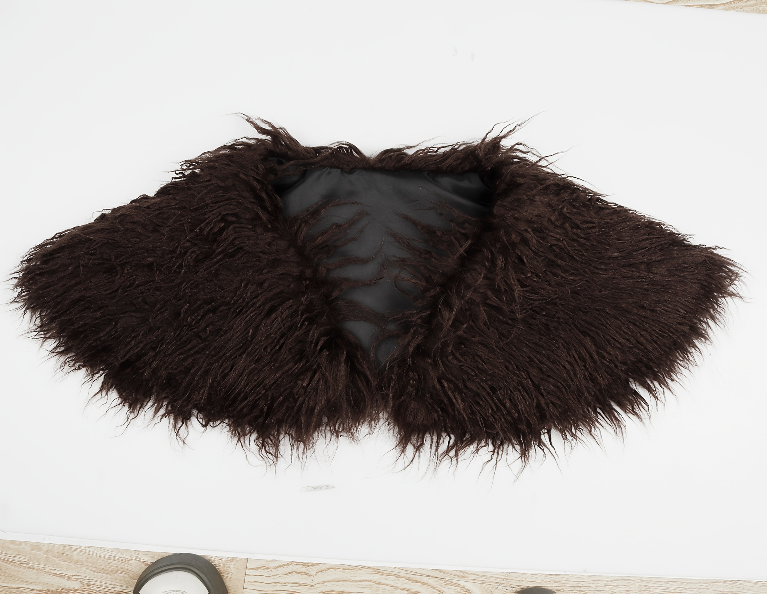 1 pieza de lvow, capa de cuello de piel sintética medieval para hombre - accesorio de traje de de invierno negro y para halloween, navidad, carnaval y fiestas de cosplay y rol, ropa temática, de piel realista. Detalles del producto 4